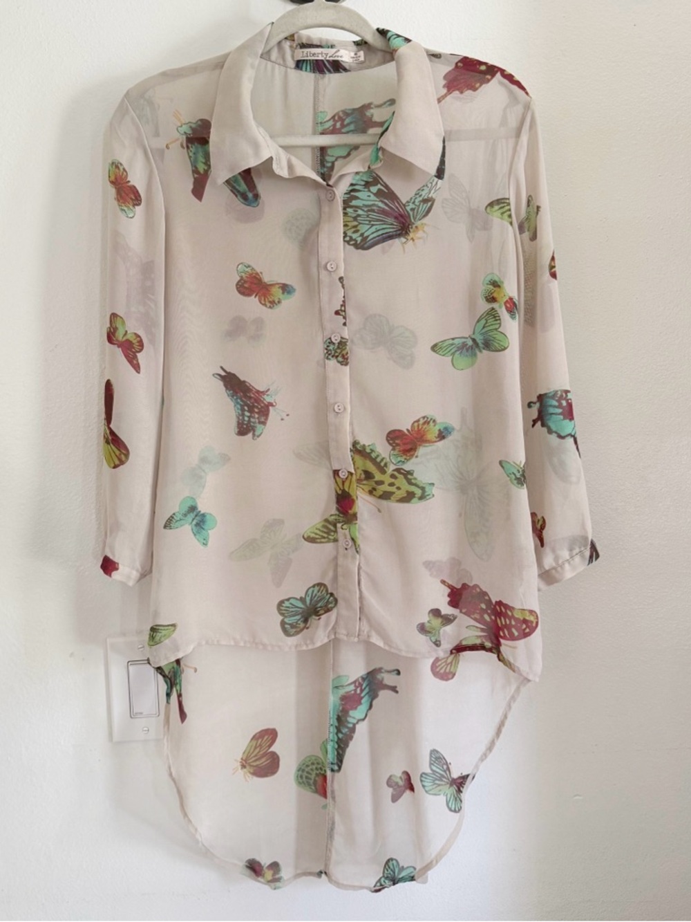 Whimsical Sheer Liberty Love Butterfly Print Button-Down Shirt Top Size Medium